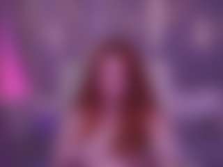Live cam show with CarolinaDia - Average on xfollow cams