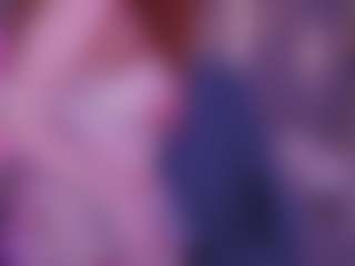 Live cam show with CarolinaDia - No Smoking on live18s.com