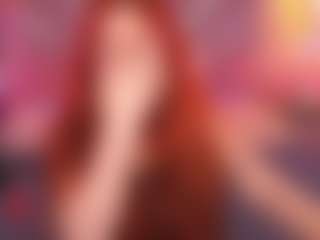 Live cam show with CarolinaDia - Average on fapnchat