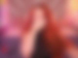 Live cam show with CarolinaDia - Full Nudity on Uber Horny