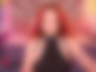 Live cam show with CarolinaDia - Red Hair on Soda Cam