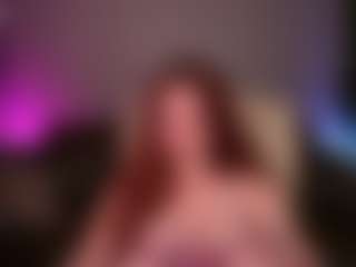 Live cam show with CarolinaDia - Red Hair on CamSodaAdn