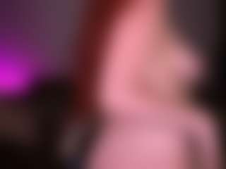 Live cam show with CarolinaDia - Red Hair Shaved Pussy on CamSodaAdn