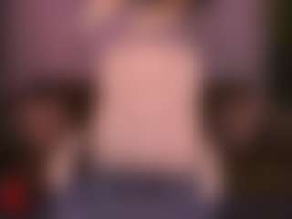 Live cam show with CarolinaDia - Big Ass on friskycurves.com