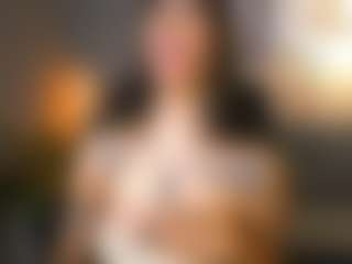 Live cam show with Valentina Vega - Latina Petite on Camsoda | colombia