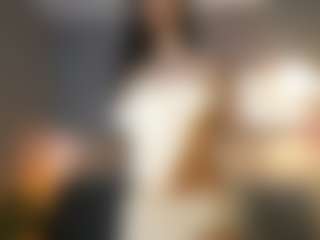 Live cam show with Valentina Vega - Shaved Pussy on xblisslive.com