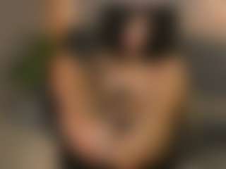 Live cam show with Valentina Vega - Brown Eyes on Camsoda