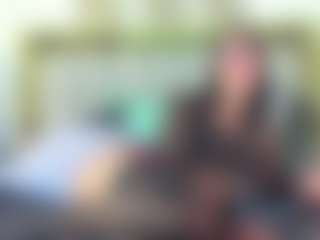 alejandra-cherry MILF webcam performer live streaming