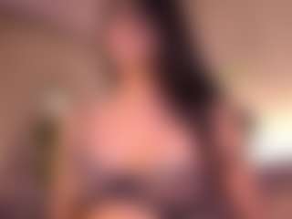 Izzy Wild's Live Sex Cam Show