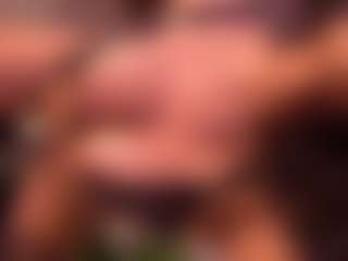 Izzy Wild's Live Sex Cam Show