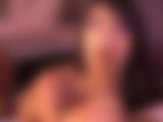 Izzy Wild's Live Sex Cam Show