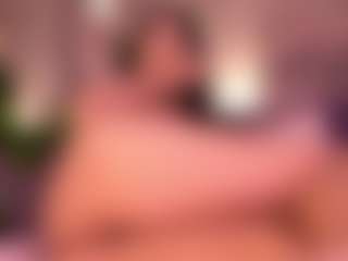 Izzy Wild's Live Sex Cam Show