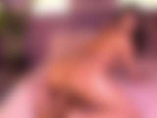 Izzy Wild's Live Sex Cam Show