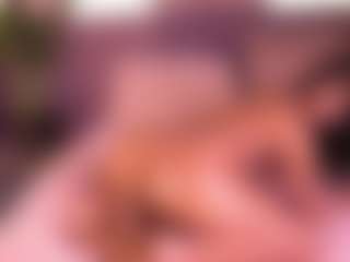 Izzy Wild's Live Sex Cam Show