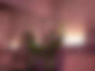 Live cam show with Izzy Wild - Teen (18+) on Camversity