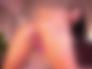 Izzy Wild's Live Sex Cam Show