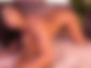 Izzy Wild's Live Sex Cam Show