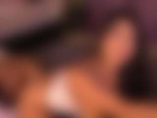 Izzy Wild's Live Sex Cam Show