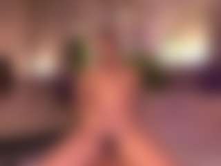 Izzy Wild's Live Sex Cam Show