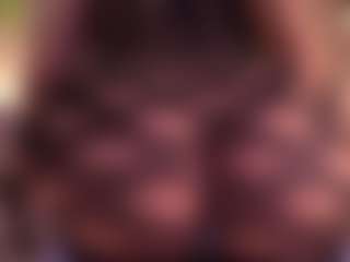Izzy Wild's Live Sex Cam Show