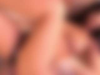 Izzy Wild's Live Sex Cam Show
