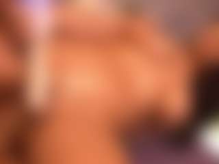 Izzy Wild's Live Sex Cam Show