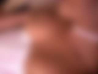 Izzy Wild's Live Sex Cam Show