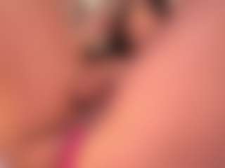 Izzy Wild's Live Sex Cam Show