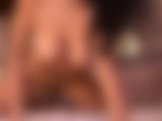 Izzy Wild's Live Sex Cam Show