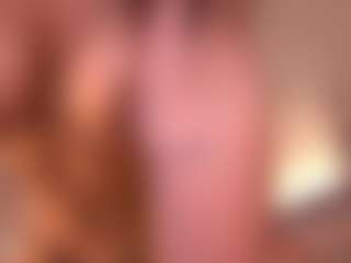 Izzy Wild's Live Sex Cam Show