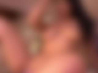 Izzy Wild's Live Sex Cam Show