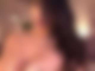 Izzy Wild's Live Sex Cam Show