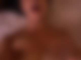 Izzy Wild's Live Sex Cam Show