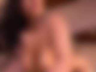 Izzy Wild's Live Sex Cam Show
