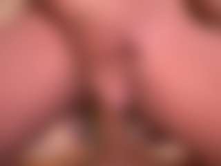Izzy Wild's Live Sex Cam Show
