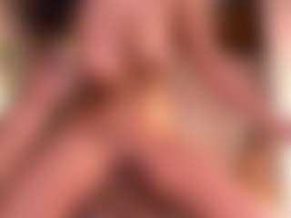 Izzy Wild's Live Sex Cam Show