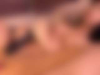 Izzy Wild's Live Sex Cam Show