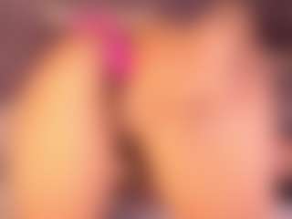 Izzy Wild's Live Sex Cam Show