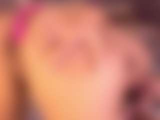 Izzy Wild's Live Sex Cam Show