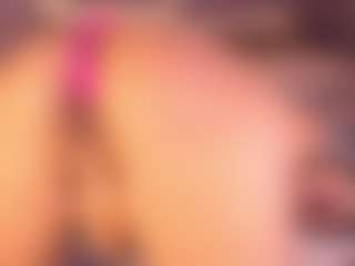 Izzy Wild's Live Sex Cam Show