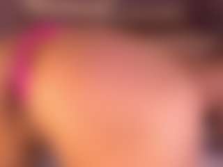 Izzy Wild's Live Sex Cam Show