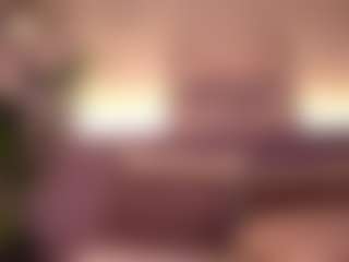 Izzy Wild's Live Sex Cam Show
