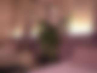 Izzy Wild's Live Sex Cam Show