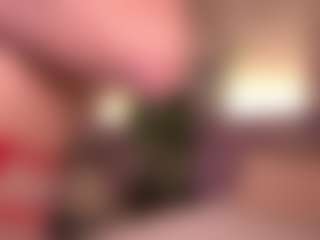 Izzy Wild's Live Sex Cam Show