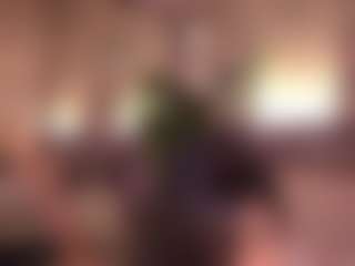 Izzy Wild's Live Sex Cam Show