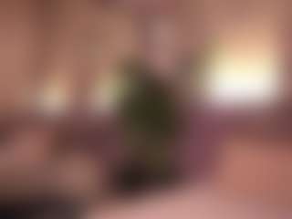 Izzy Wild's Live Sex Cam Show