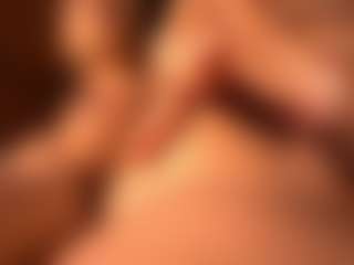 Izzy Wild's Live Sex Cam Show