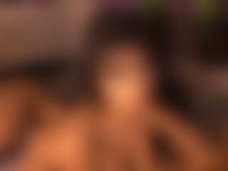 Izzy Wild's Live Sex Cam Show