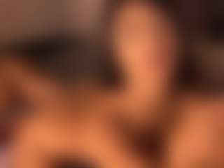 Izzy Wild's Live Sex Cam Show