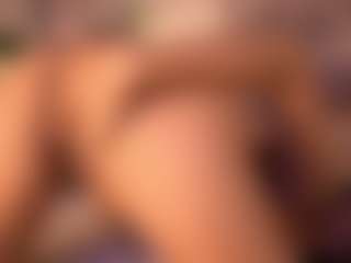 Izzy Wild's Live Sex Cam Show